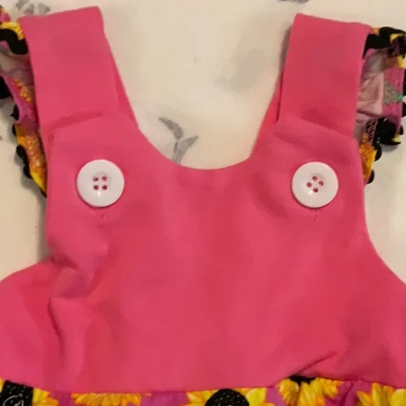 Simply Southern Pink Sunflower Baby Romper - Picture 5 of 6
